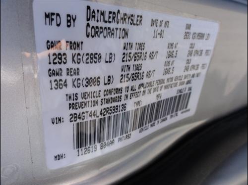 Dodge Grand Caravan 2002 photo 3