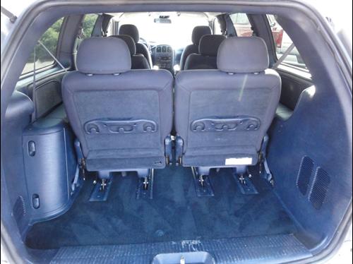 Dodge Grand Caravan 2002 photo 4