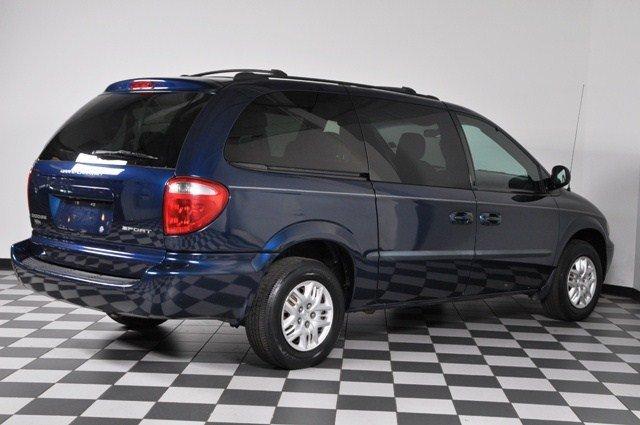 Dodge Grand Caravan 2002 photo 5