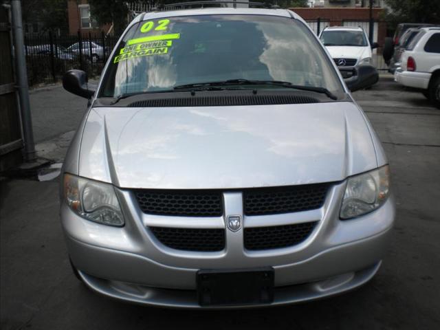 Dodge Grand Caravan 2002 photo 1