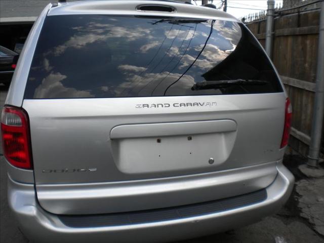 Dodge Grand Caravan 2002 photo 4
