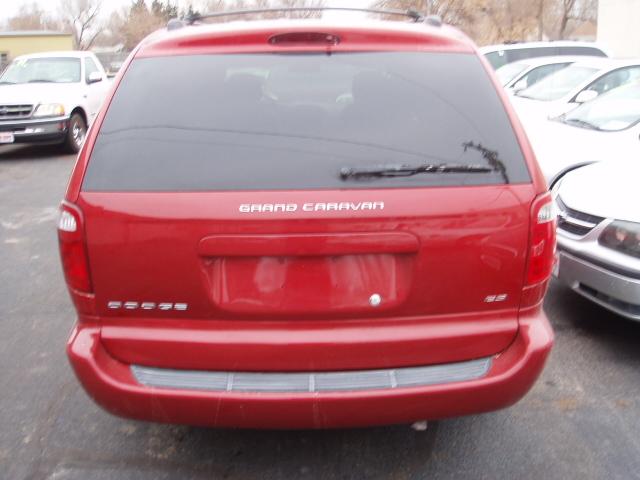 Dodge Grand Caravan 2002 photo 2