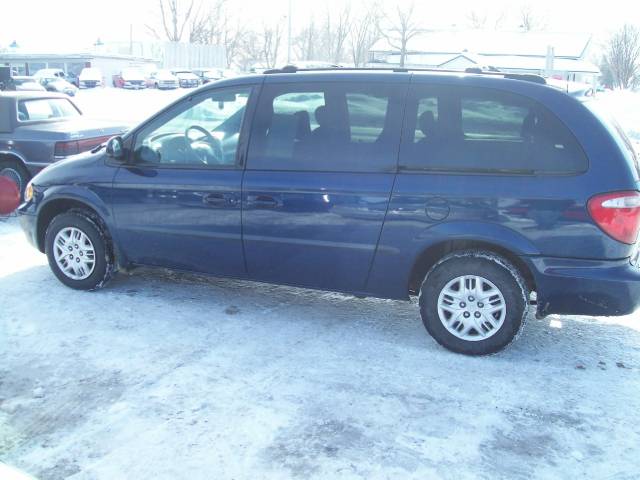 Dodge Grand Caravan 2002 photo 3