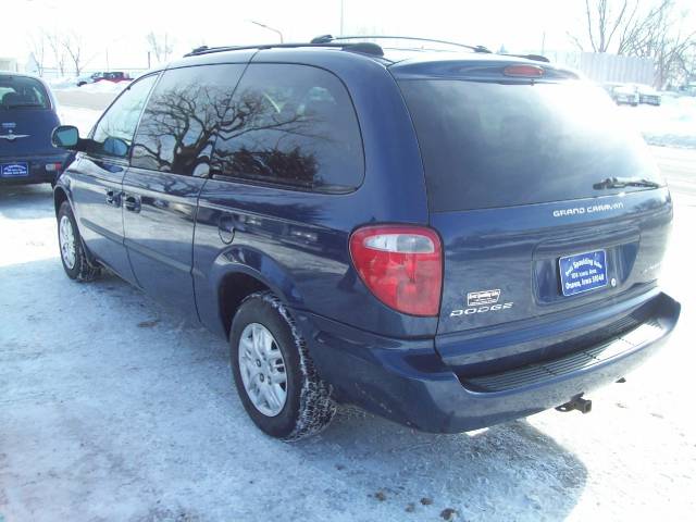 Dodge Grand Caravan 2002 photo 4