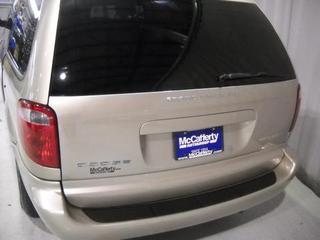 Dodge Grand Caravan 2002 photo 3