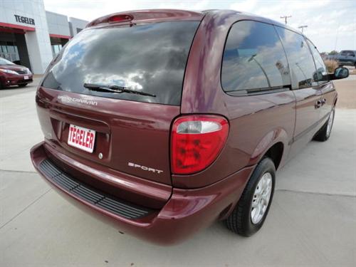 Dodge Grand Caravan 2002 photo 4