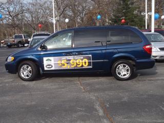 Dodge Grand Caravan 2002 photo 1
