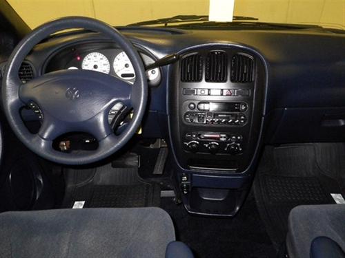 Dodge Grand Caravan 2002 photo 1