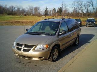 Dodge Grand Caravan 2002 photo 3