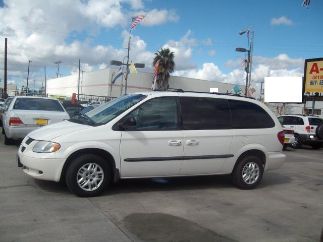 Dodge Grand Caravan 2002 photo 2