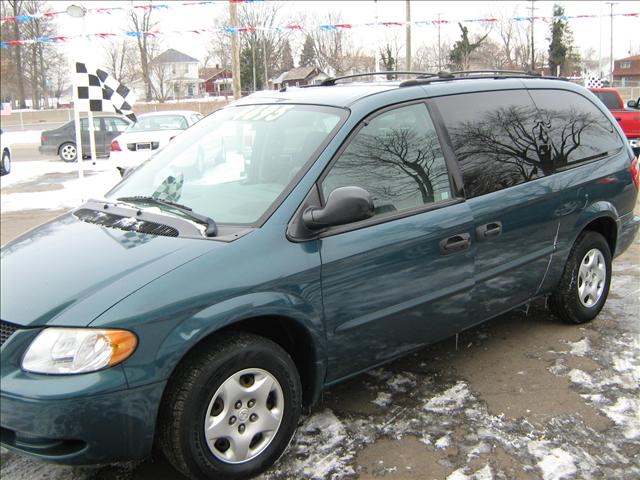 Dodge Grand Caravan 2002 photo 1