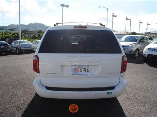 Dodge Grand Caravan 2002 photo 2