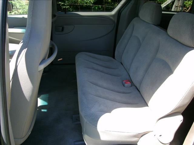 Dodge Grand Caravan 2002 photo 4