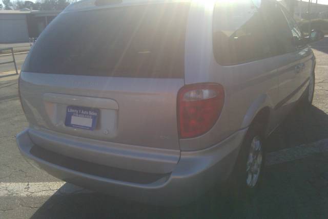 Dodge Grand Caravan 2002 photo 2