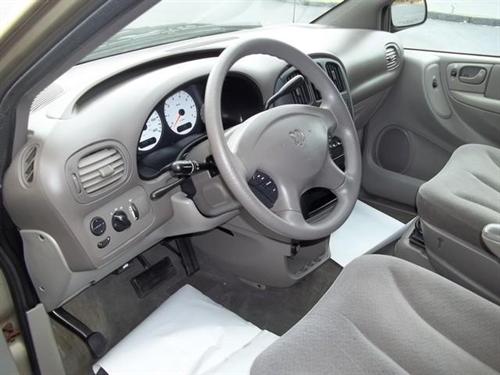Dodge Grand Caravan 2002 photo 4