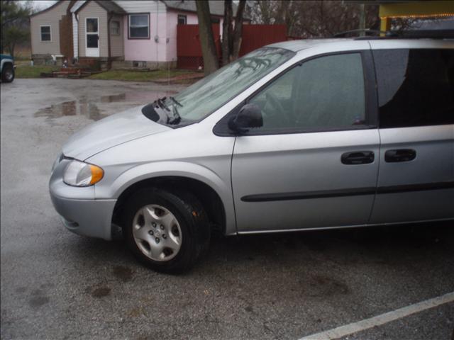 Dodge Grand Caravan 2003 photo 1