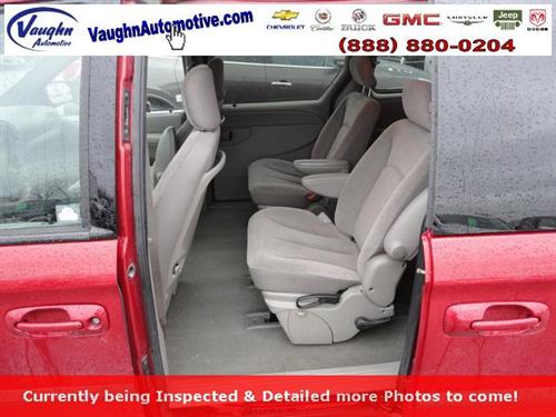 Dodge Grand Caravan 2003 photo 1