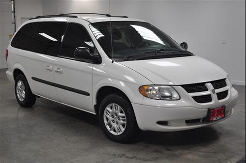 Dodge Grand Caravan 2003 photo 2