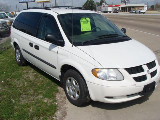 Dodge Grand Caravan 2003 photo 1