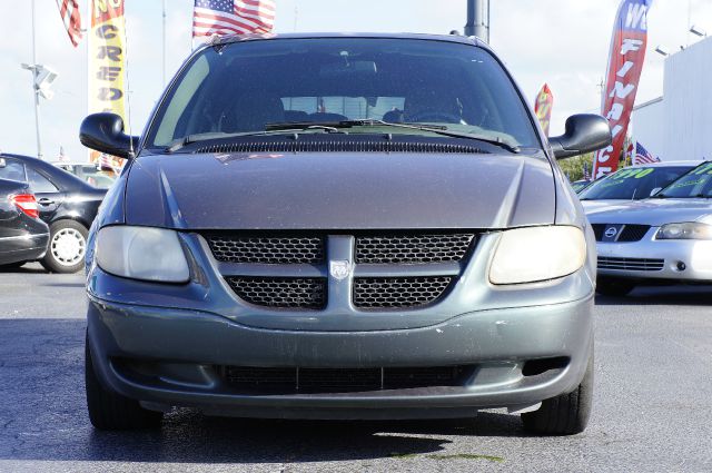 Dodge Grand Caravan 2003 photo 3