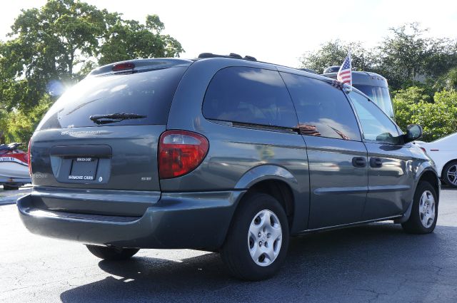 Dodge Grand Caravan 2003 photo 4