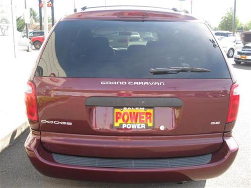 Dodge Grand Caravan 2003 photo 2