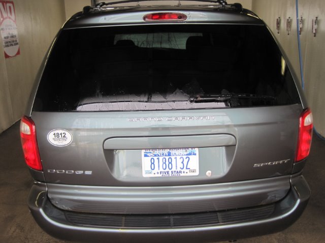 Dodge Grand Caravan 2003 photo 3