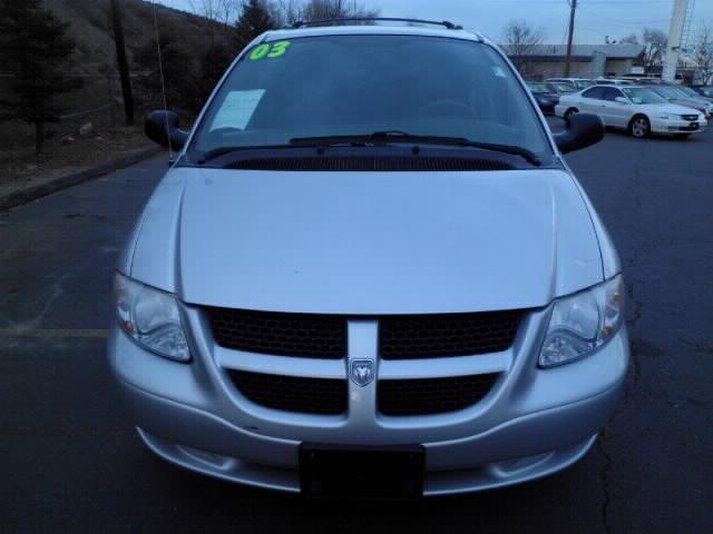 Dodge Grand Caravan 2003 photo 1