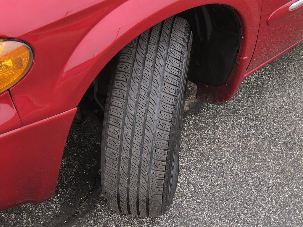 Dodge Grand Caravan 2003 photo 2