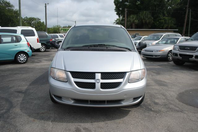 Dodge Grand Caravan 2003 photo 1