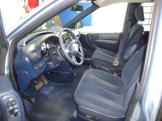Dodge Grand Caravan 2003 photo 4