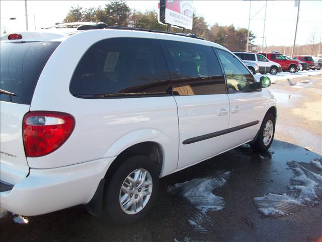 Dodge Grand Caravan 2003 photo 3