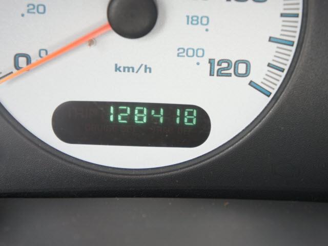 Dodge Grand Caravan 2003 photo 1