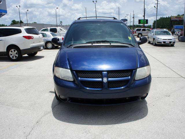 Dodge Grand Caravan 2003 photo 2