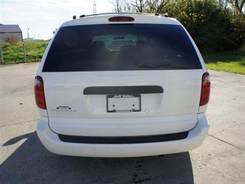 Dodge Grand Caravan 2003 photo 2