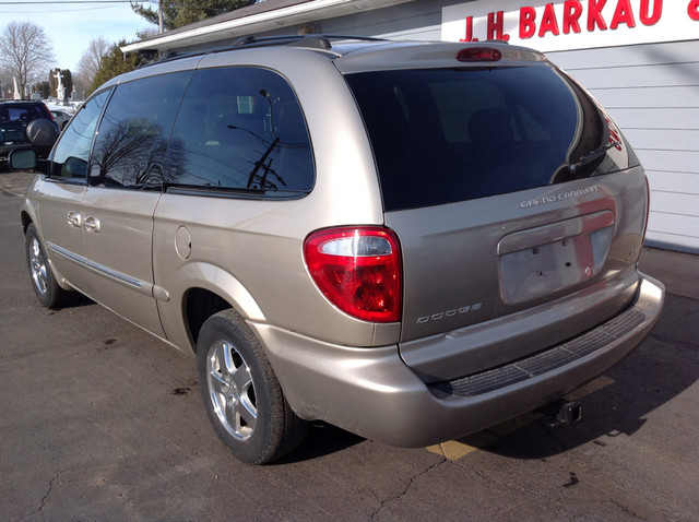 Dodge Grand Caravan 2003 photo 5