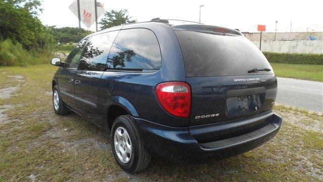 Dodge Grand Caravan 2003 photo 3