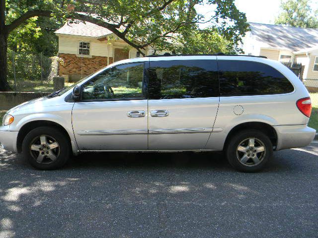 Dodge Grand Caravan 2003 photo 4