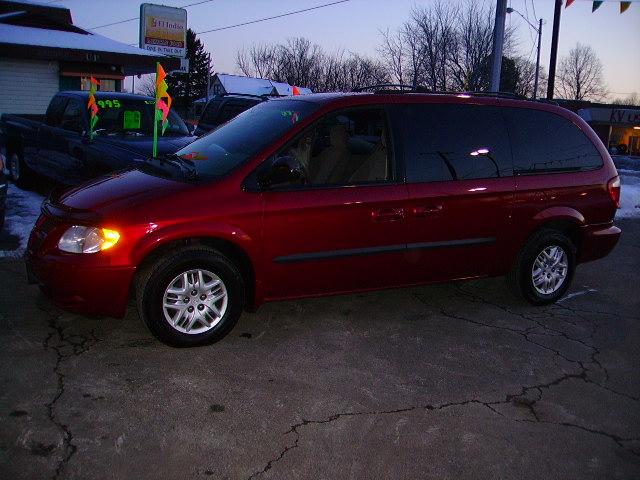 Dodge Grand Caravan 2003 photo 1