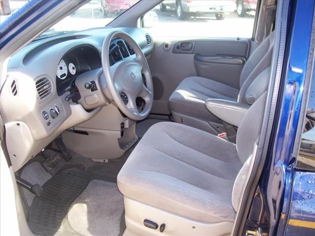 Dodge Grand Caravan 2003 photo 1