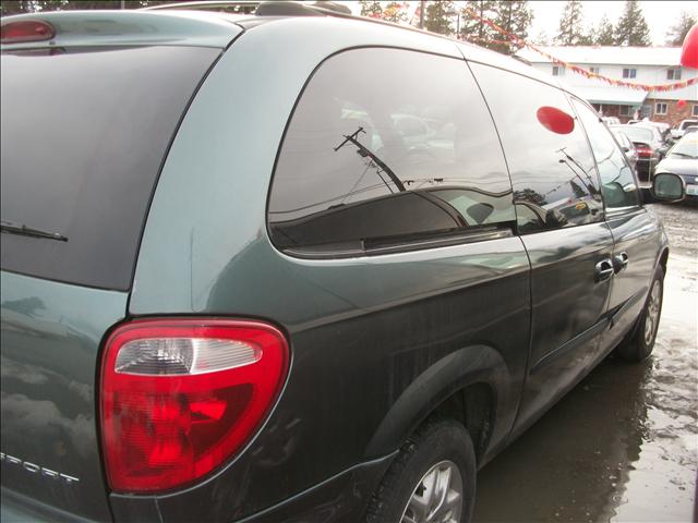 Dodge Grand Caravan 2003 photo 1