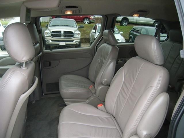 Dodge Grand Caravan 2003 photo 5