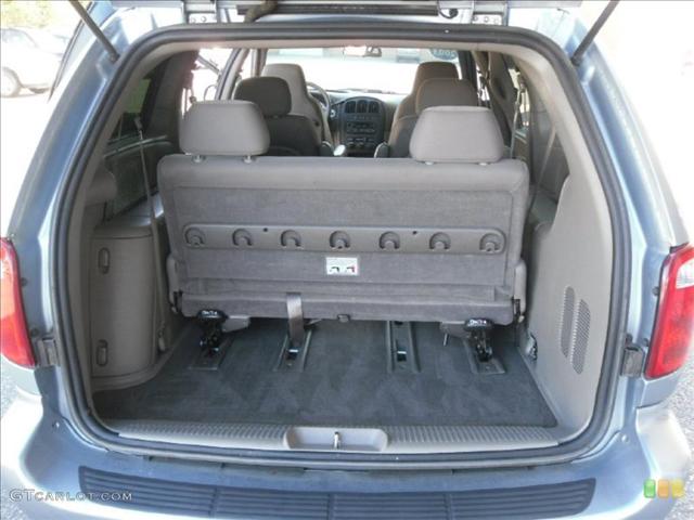 Dodge Grand Caravan 2003 photo 1
