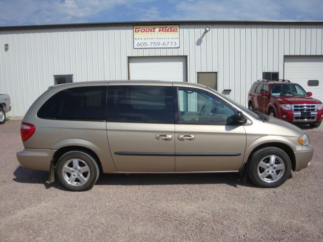 Dodge Grand Caravan 2003 photo 3