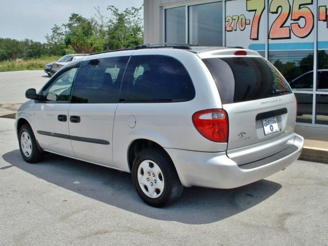 Dodge Grand Caravan 2003 photo 2