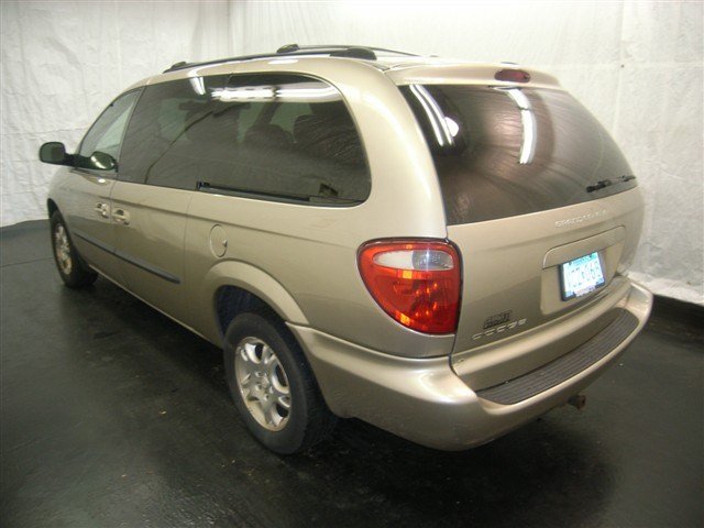Dodge Grand Caravan 2003 photo 3