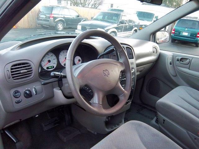 Dodge Grand Caravan 2003 photo 5