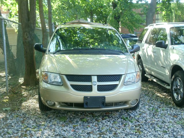 Dodge Grand Caravan 2003 photo 1