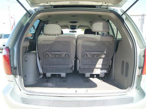 Dodge Grand Caravan 2003 photo 1