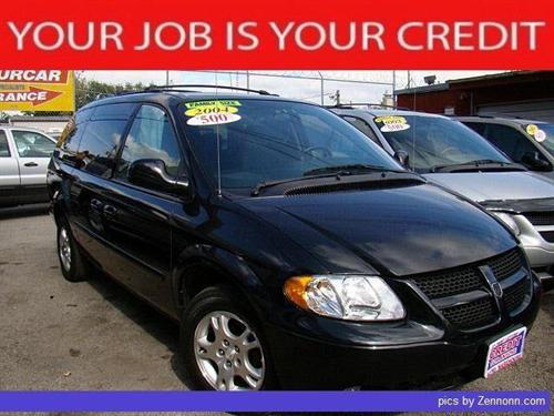 Dodge Grand Caravan 2004 photo 1